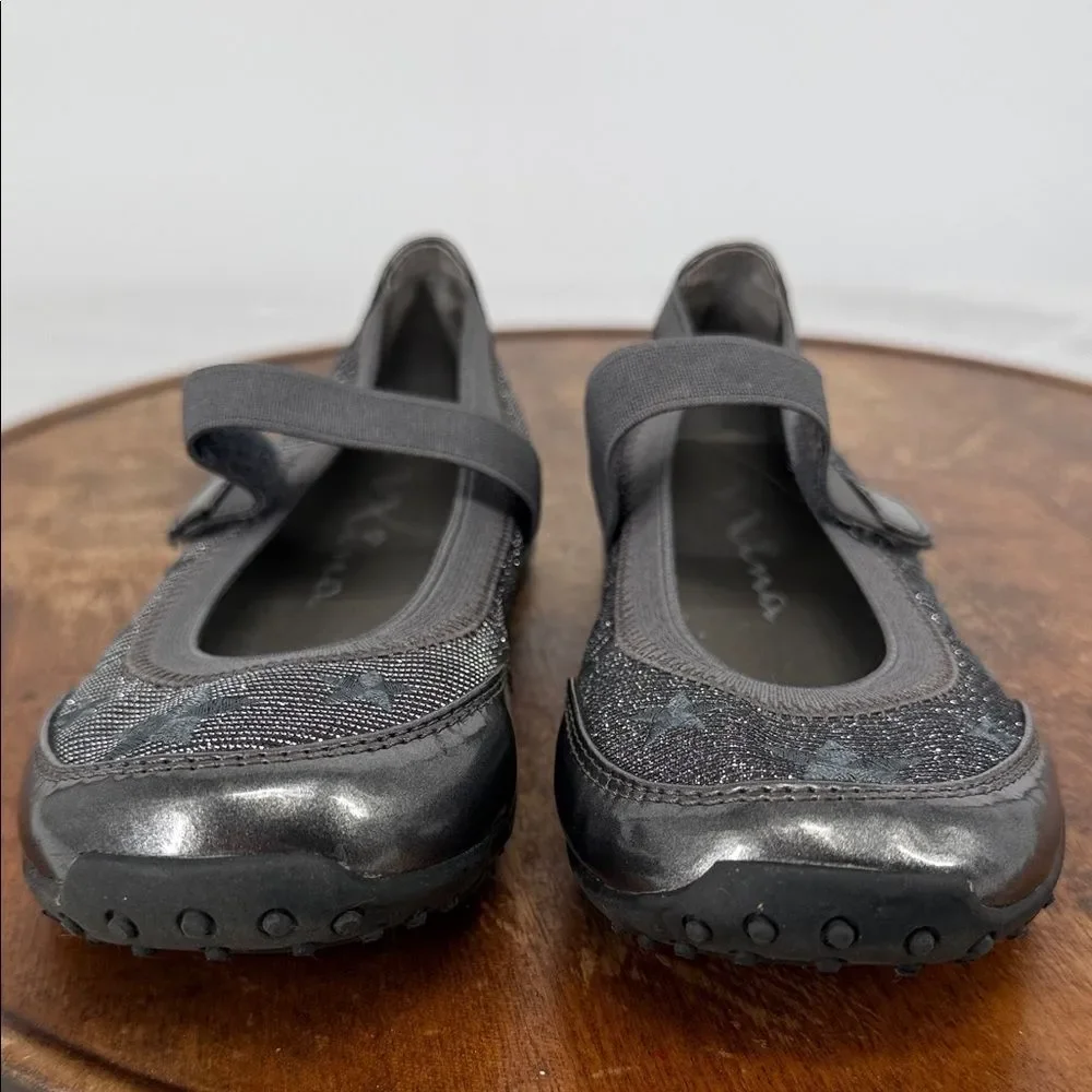 Nina Shoes Girls 13M Metallic Gray Mary Jane Flats Embroidered Star Adjustable